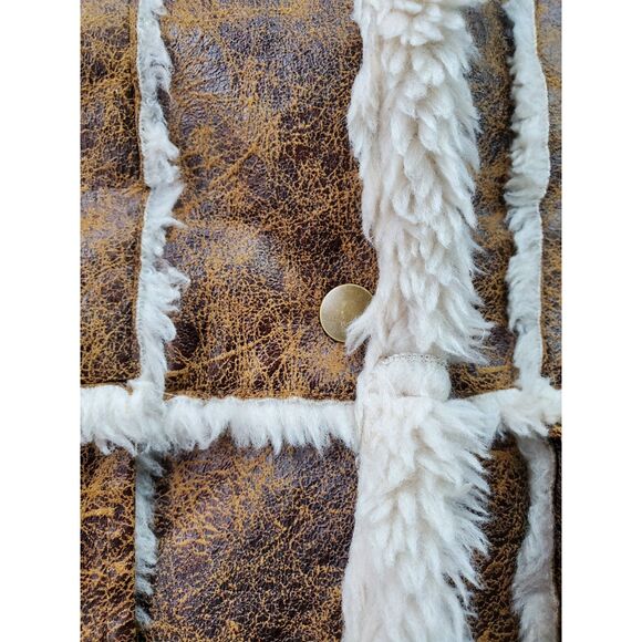 Urban Outfitters Unisex M Leigh Jacket SherpaLined Faux Suede Penny Lane Y2K EUC - Picture 13 of 15